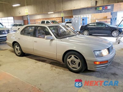 Czwarte zdjęcie samochodu z boku: 1997 LEXUS LS 400 BASE VIN:JT8BH28F6V0090427 - miniatura