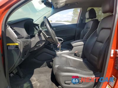 Zdjęcie 7 z 12 samochodu: 2016 HYUNDAI TUCSON LIMITED VIN:KM8J33A25GU184993 - miniatura