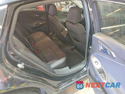 Zdjęcie 6 z 10 samochodu: 2018 CHEVROLET MALIBU LS VIN:1G1ZB5ST8JF120318 - miniatura