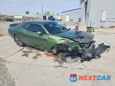 Czwarte zdjęcie samochodu z boku: 2020 DODGE CHALLENGER SXT VIN:2C3CDZGG5LH254395 - miniatura