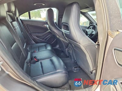 Zdjęcie 10 z 11 samochodu: 2015 MERCEDES-BENZ CLA 250 VIN:WDDSJ4EB5FN251573 - miniatura