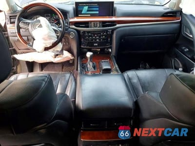 Zdjęcie 8 z 14 samochodu: 2016 LEXUS LX 570 BASE VIN:JTJHY7AXXG4198005 - miniatura