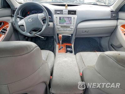 Zdjęcie 8 z 13 samochodu: 2011 TOYOTA CAMRY VIN:4T1BB3EK1BU128673 - miniatura