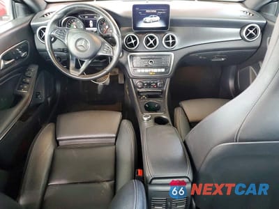 Zdjęcie 8 z 12 samochodu: 2019 MERCEDES-BENZ CLA 250 VIN:WDDSJ4EB7KN744777 - miniatura