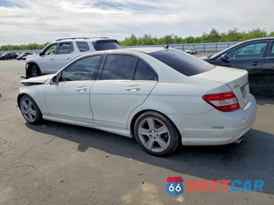 Drugie zdjęcie samochodu z przodu: 2010 MERCEDES-BENZ C 300 VIN:WDDGF5EB4AR099025 - miniatura