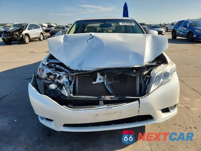 Piąte zdjęcie samochodu w środku: 2011 TOYOTA AVALON LIMITED VIN:4T1BK3DB8BU371141 - miniatura