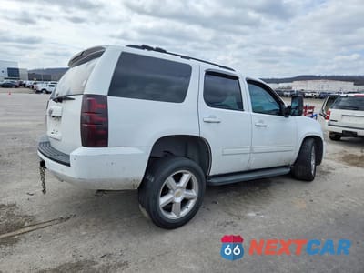 Trzecie zdjęcie samochodu z tyłu: 2013 CHEVROLET TAHOE C1500 LT VIN:1GNSCBE08DR187159 - miniatura