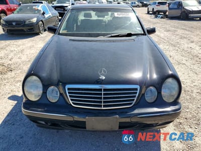 Piąte zdjęcie samochodu w środku: 2002 MERCEDES-BENZ E 320 4MATIC VIN:WDBJF82J92X072086 - miniatura
