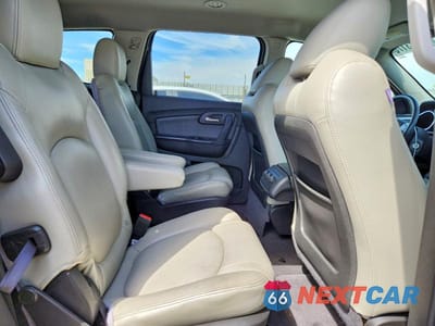 Zdjęcie 11 z 12 samochodu: 2011 CHEVROLET TRAVERSE LT VIN:1GNKVGED7BJ300251 - miniatura