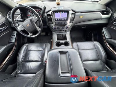 Zdjęcie 9 z 11 samochodu: 2019 CHEVROLET SUBURBAN K1500 LT VIN:1GNSKHKC2KR230329 - miniatura