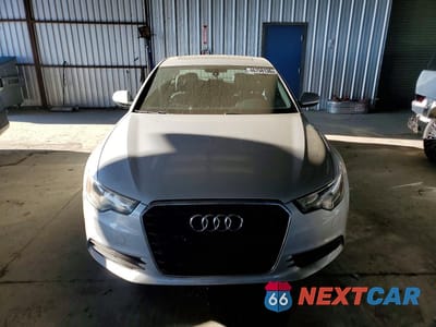 Piąte zdjęcie samochodu w środku: 2014 AUDI A6 PREMIUM PLUS VIN:WAUDFAFC2EN158743 - miniatura