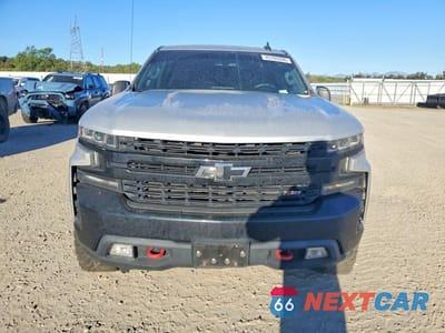 Piąte zdjęcie samochodu w środku: 2020 CHEVROLET SILVERADO K1500 LT TRAIL BOSS VIN:3GCPYFED4LG421659 - miniatura