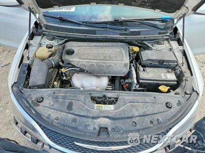 Zdjęcie 11 z 12 samochodu: 2015 CHRYSLER 200 LIMITED VIN:1C3CCCAB1FN604369 - miniatura