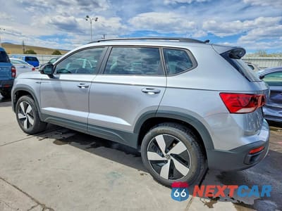 Drugie zdjęcie samochodu z przodu: 2024 VOLKSWAGEN TAOS S VIN:3VV8X7B23RM112177 - miniatura