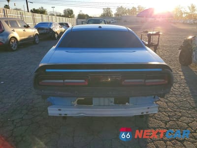 Zdjęcie 6 z 11 samochodu: 2018 DODGE CHALLENGER SXT VIN:2C3CDZAG4JH328184 - miniatura