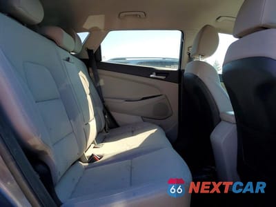 Zdjęcie 11 z 13 samochodu: 2019 HYUNDAI TUCSON VALUE VIN:KM8J3CA48KU986898 - miniatura