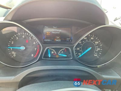 Zdjęcie 9 z 13 samochodu: 2019 FORD ESCAPE SE VIN:1FMCU0GDXKUB75793 - miniatura