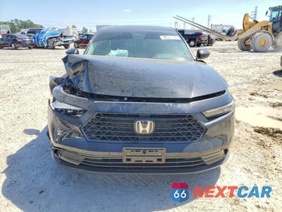 Piąte zdjęcie samochodu w środku: 2025 HONDA ACCORD SE VIN:1HGCY1F48SA084623 - miniatura