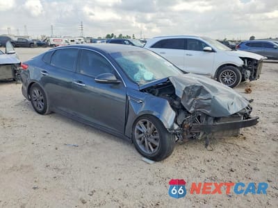 Czwarte zdjęcie samochodu z boku: 2020 KIA OPTIMA LX VIN:5XXGT4L31LG441691 - miniatura