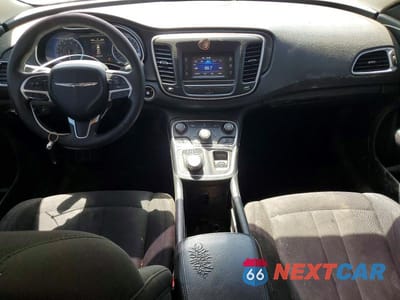 Zdjęcie 8 z 12 samochodu: 2015 CHRYSLER 200 LIMITED VIN:1C3CCCAB4FN621649 - miniatura