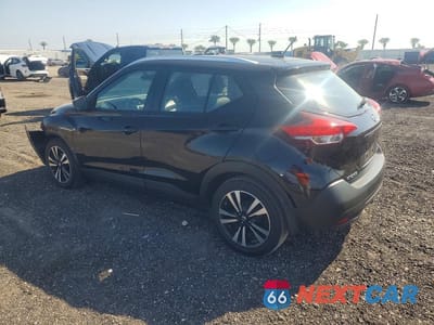 Drugie zdjęcie samochodu z przodu: 2018 NISSAN KICKS SV VIN:3N1CP5CU4JL543721 - miniatura