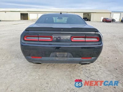Zdjęcie 6 z 12 samochodu: 2017 DODGE CHALLENGER SXT VIN:2C3CDZAG5HH617231 - miniatura
