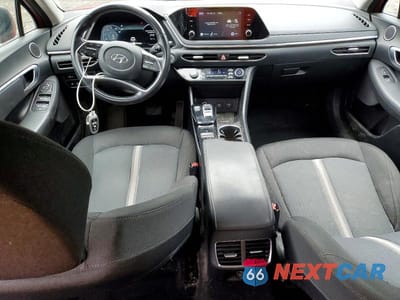 Zdjęcie 8 z 12 samochodu: 2021 HYUNDAI SONATA SEL VIN:5NPEF4JA2MH084771 - miniatura