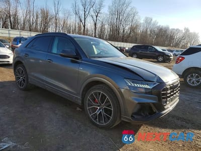 Czwarte zdjęcie samochodu z boku: 2023 AUDI Q8 PREMIUM PLUS S-LINE VIN:WA1EVBF12PD037969 - miniatura