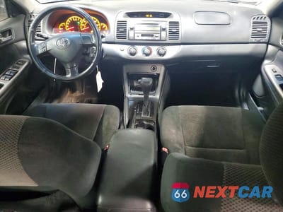 Zdjęcie 8 z 12 samochodu: 2005 TOYOTA CAMRY SE VIN:4T1BE32K05U608462 - miniatura