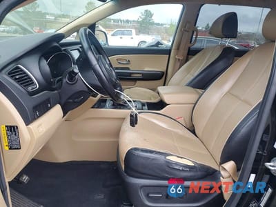 Zdjęcie 7 z 12 samochodu: 2017 KIA SEDONA LX VIN:KNDMB5C1XH6329035 - miniatura