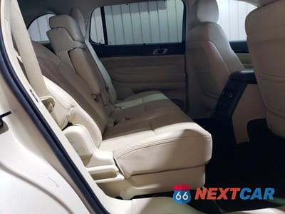 Zdjęcie 11 z 14 samochodu: 2015 LINCOLN MKT VIN:2LMHJ5FK5FBL03191 - miniatura