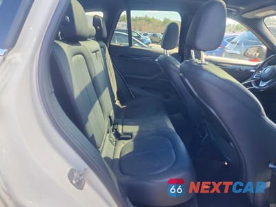 Zdjęcie 10 z 11 samochodu: 2018 BMW X1 XDRIVE28I VIN:WBXHT3C30J5K20618 - miniatura