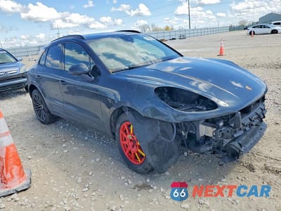 Czwarte zdjęcie samochodu z boku: 2025 PORSCHE MACAN BASE VIN:WP1AA2A57SLB04606 - miniatura