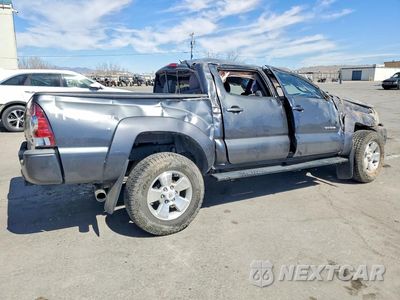 Trzecie zdjęcie samochodu z tyłu: 2014 TOYOTA TACOMA DOUBLE CAB PRERUNNER VIN:3TMJU4GN3EM158340 - miniatura
