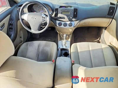 Zdjęcie 8 z 12 samochodu: 2009 HYUNDAI ELANTRA GLS VIN:KMHDU46D19U707617 - miniatura