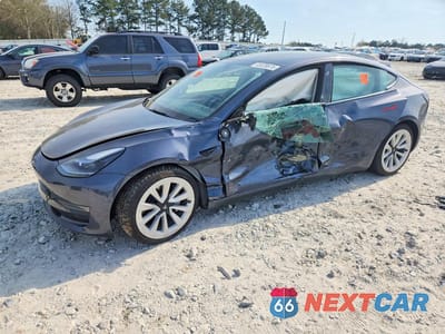 2022 TESLA MODEL 3 5YJ3E1EA7NF285942 - główne zdjęcie licytacji z USA - miniatura