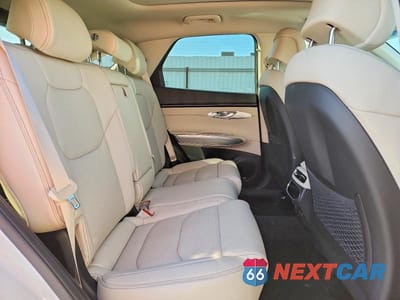 Zdjęcie 10 z 12 samochodu: 2022 GENESIS GV70 2.5T STANDARD VIN:KMUMADTB1NU075323 - miniatura