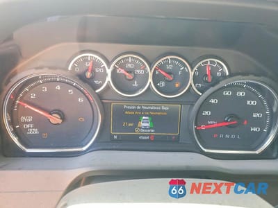 Zdjęcie 9 z 12 samochodu: 2021 CHEVROLET SILVERADO C1500 LT VIN:3GCPWCED5MG111316 - miniatura
