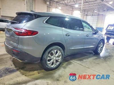 Trzecie zdjęcie samochodu z tyłu: 2018 BUICK ENCLAVE AVENIR VIN:5GAEVCKW0JJ199915 - miniatura