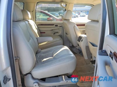 Zdjęcie 11 z 13 samochodu: 2006 CADILLAC ESCALADE ESV VIN:3GYFK66N96G117908 - miniatura