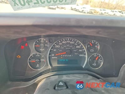 Zdjęcie 9 z 12 samochodu: 2017 CHEV EXPRESS G3500 VIN:1GB3GSCGXH1120153 - miniatura