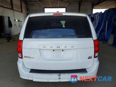 Zdjęcie 6 z 12 samochodu: 2016 DODGE GRAND CARAVAN SXT VIN:2C4RDGCG2GR395554 - miniatura