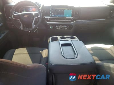 Zdjęcie 8 z 12 samochodu: 2022 CHEVROLET SILVERADO C1500 LT VIN:3GCPACEK0NG667449 - miniatura