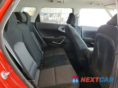 Zdjęcie 10 z 12 samochodu: 2025 KIA SOUL LX VIN:KNDJ23AU4S7248487 - miniatura