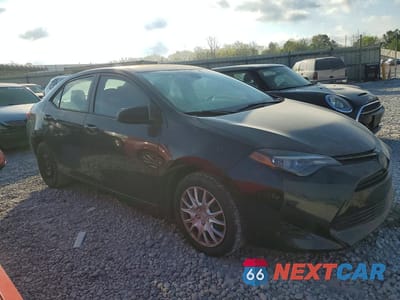 Czwarte zdjęcie samochodu z boku: 2018 TOYOTA COROLLA LE VIN:5YFBURHE5JP755184 - miniatura