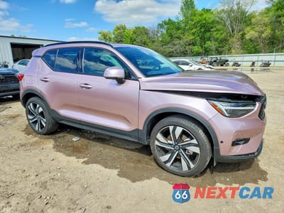 Czwarte zdjęcie samochodu z boku: 2025 VOLVO XC40 ULTRA VIN:YV4L12UM5S2478728 - miniatura