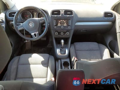 Zdjęcie 8 z 11 samochodu: 2014 VOLKSWAGEN GOLF VIN:WVWDM7AJ4EW010881 - miniatura