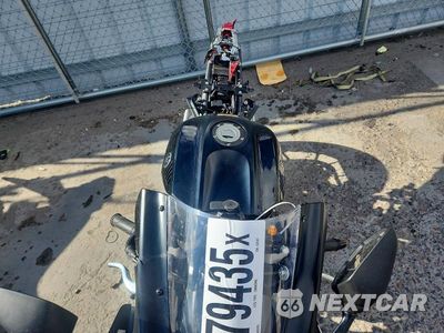 Piąte zdjęcie samochodu w środku: 2025 YAMAHA YZFR7 VIN:JYARM38E9SA020897 - miniatura