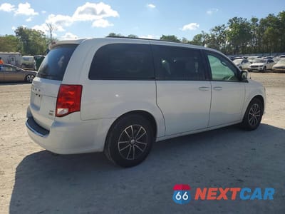 Trzecie zdjęcie samochodu z tyłu: 2018 DODGE GRAND CARAVAN GT VIN:2C4RDGEG1JR196774 - miniatura