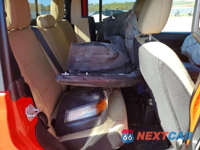 Zdjęcie 10 z 13 samochodu: 2020 JEEP GLADIATOR SPORT VIN:1C6HJTAGXLL108407 - miniatura